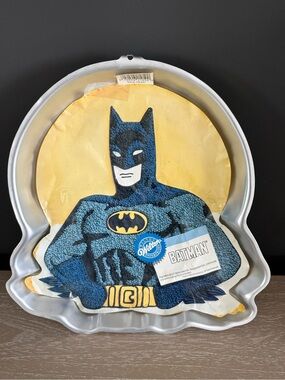 Vintage 1989 Wilton Batman Cake Pan #2105-6501 – DC Comics Collectible